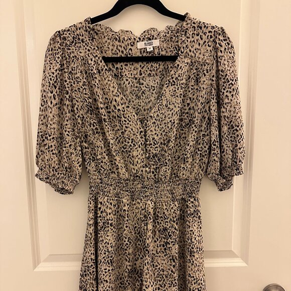 BB Dakota by Steve Madden Dresses & Skirts - BB Dakota Steve Madden Taupe Leopard Print Meow Or Later Mini Dress - Medium